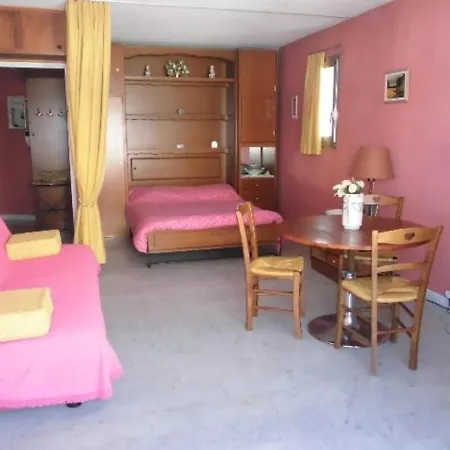 Saint-raphael, 1 Piece, 4 Personnes - Fr-1-466-31 Daire *